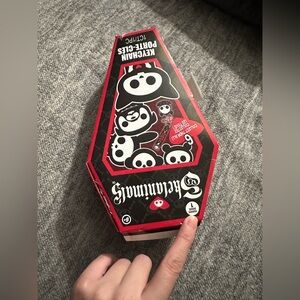 Skelanimals Series 1 Blind Box Chungkee Panda Keychain BNIB Opened